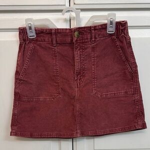 American Eagle Outfitters Maroon Corduroy Skirt. Size 4. Stretch